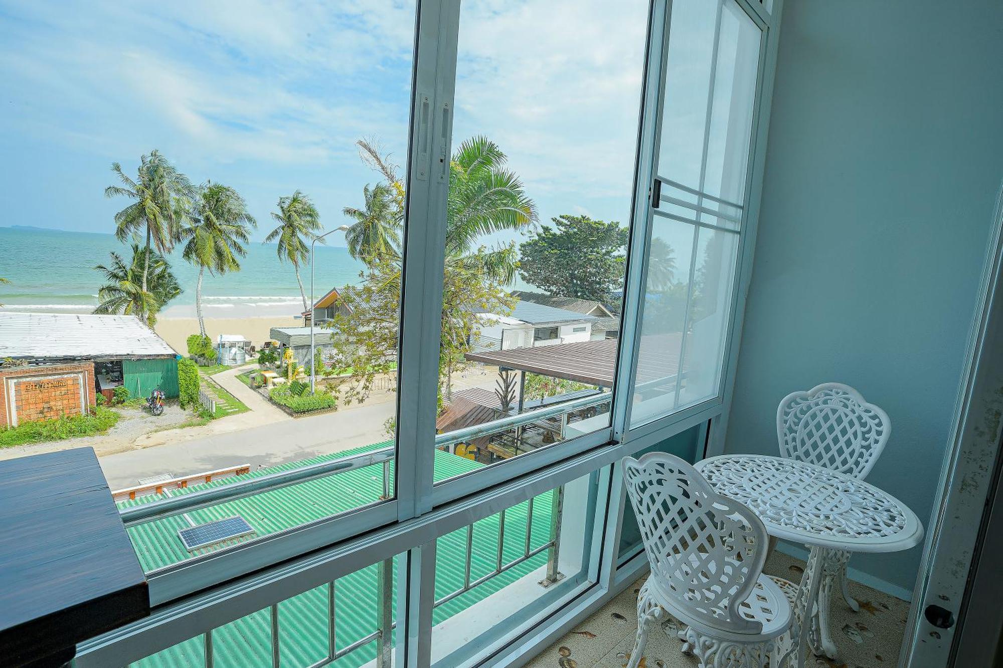 Talay Sai @ Thung Wua Laen Hotel Pathiu Екстериор снимка